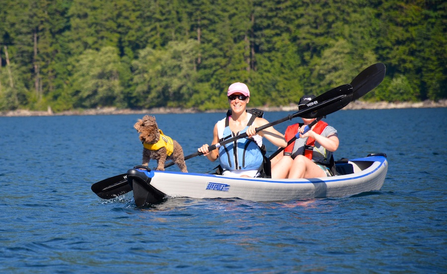 paddling the Sea Eagle 473 tandem Razorlite inflatable kayak