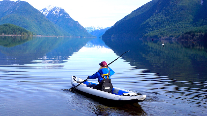 kayaking in the sea eagle fasttrack on calm lake