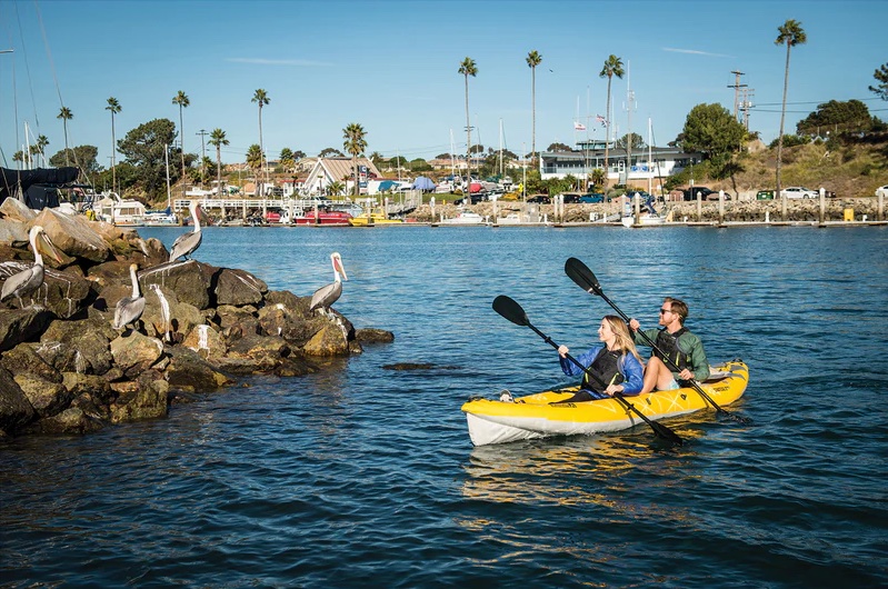 paddling the Advanced Elements StraitEdge 2 with two people
